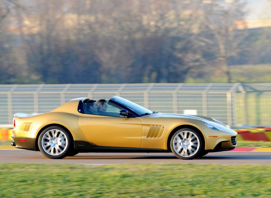  Ferrari 599 P540 Superfast Aperta 2009 года  (фото 2 из 3)